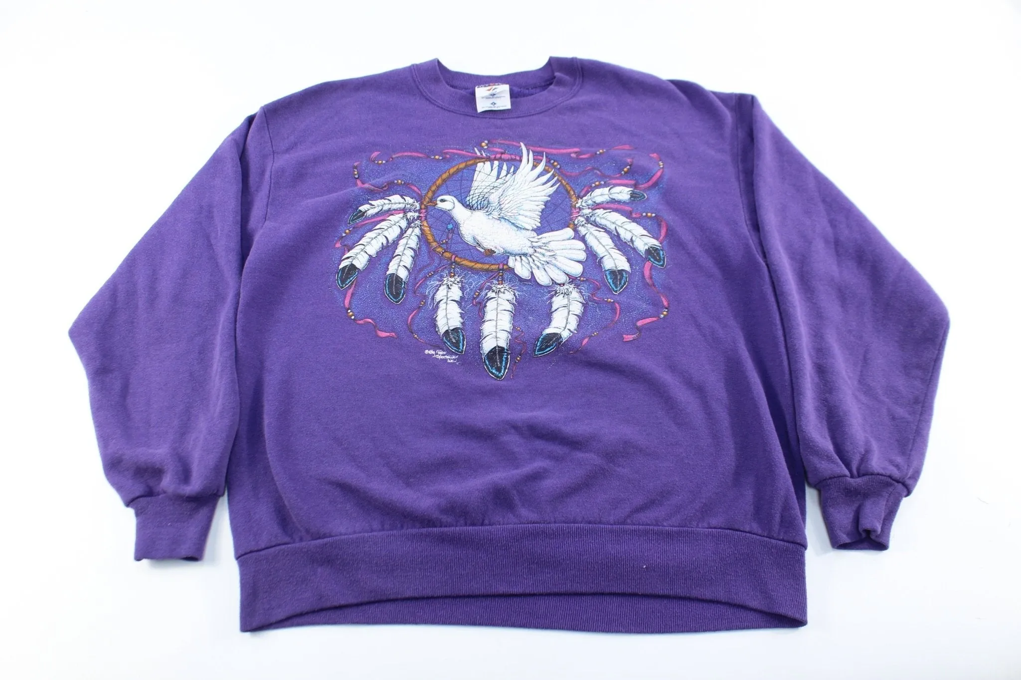 1990 Dove Dreamcatcher Graphic Sweatshirt