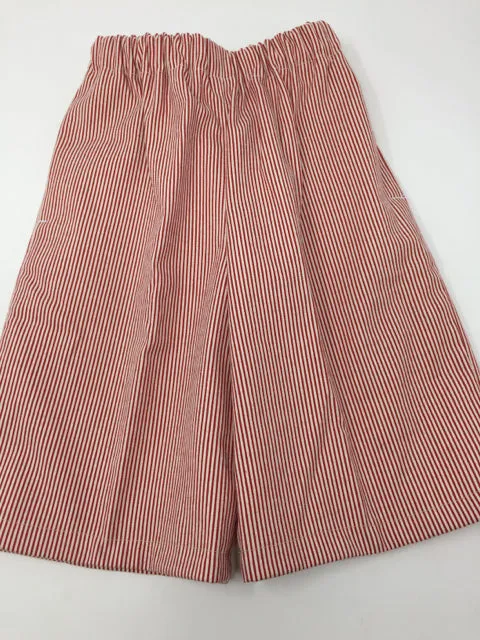 6 Y Red & White Striped Shorts
